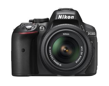 Nikon D5300 + 18-105 AF-S DX VR (VBA370K004)