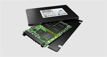 Samsung SSD PM893 240GB SATA3 6Gbps 2,5" 97 10kIOPS 520 300 MB s 1DWPD 7mm; MZ7L3240HCHQ-00A07